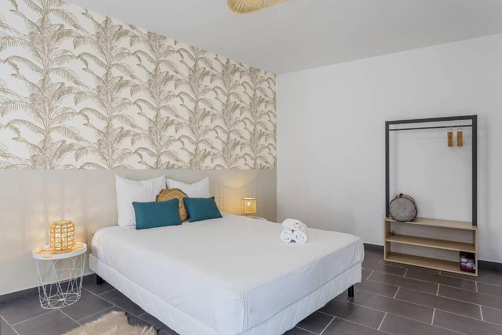 Corail - Maison 2 Chambres A 50 M De La Plage De L'Etang-Sale-Les-Bains Luaran gambar